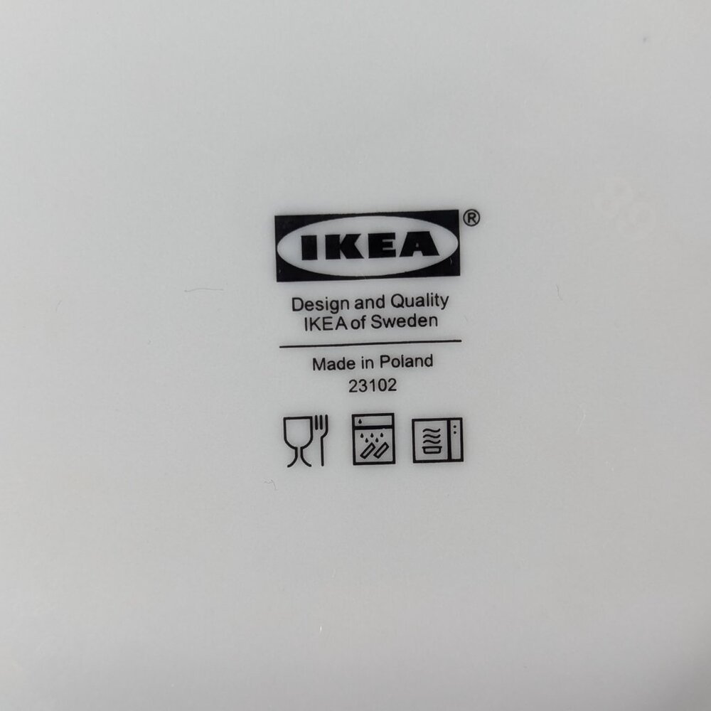 IKEA Glödande eyes and moon 8" salad plates set of 2 - Picture 6 of 7